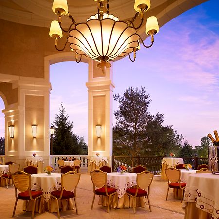 Encore Boston Harbor Everett Экстерьер фото The Terrace