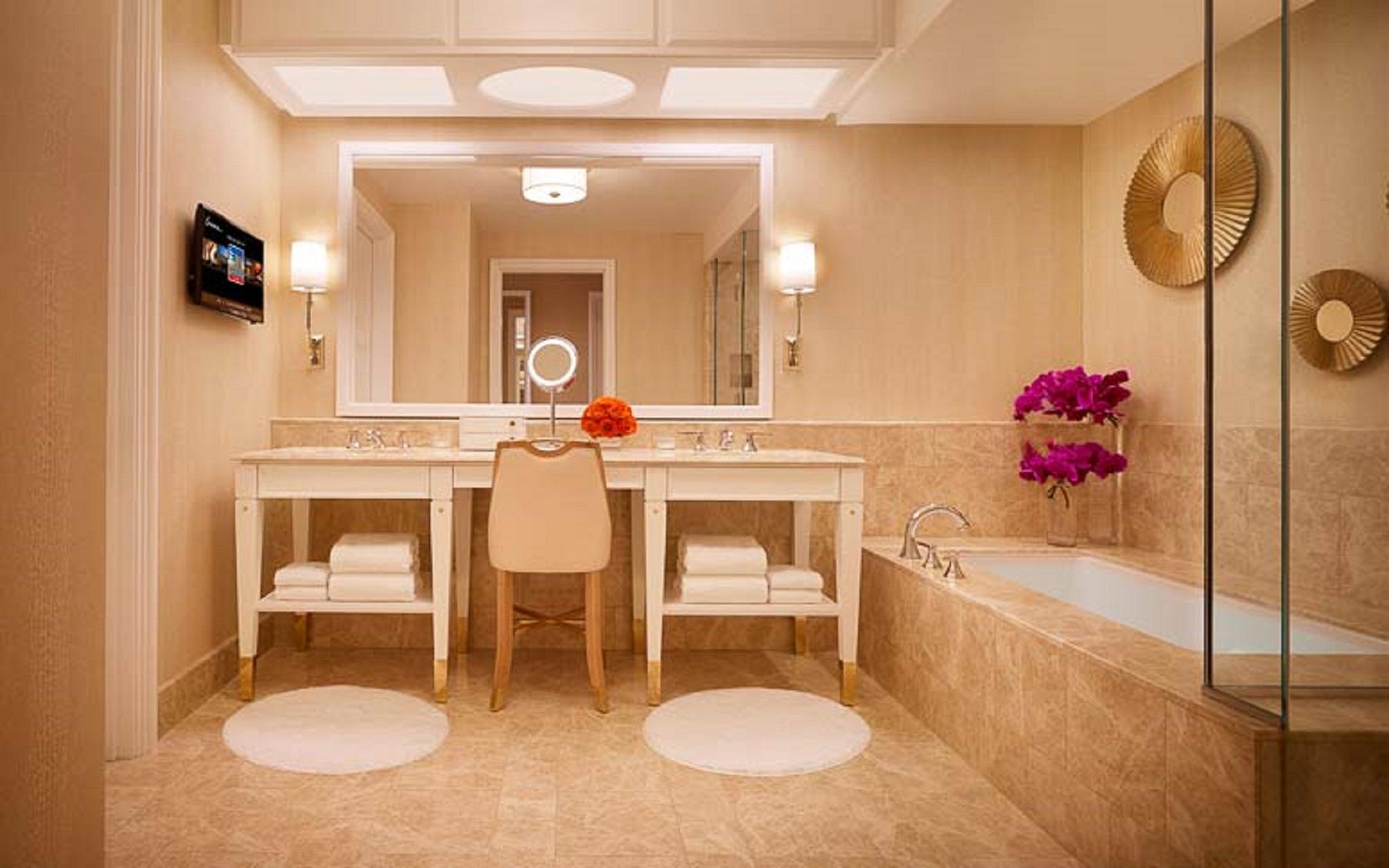 Encore Boston Harbor Everett Экстерьер фото Bathroom
