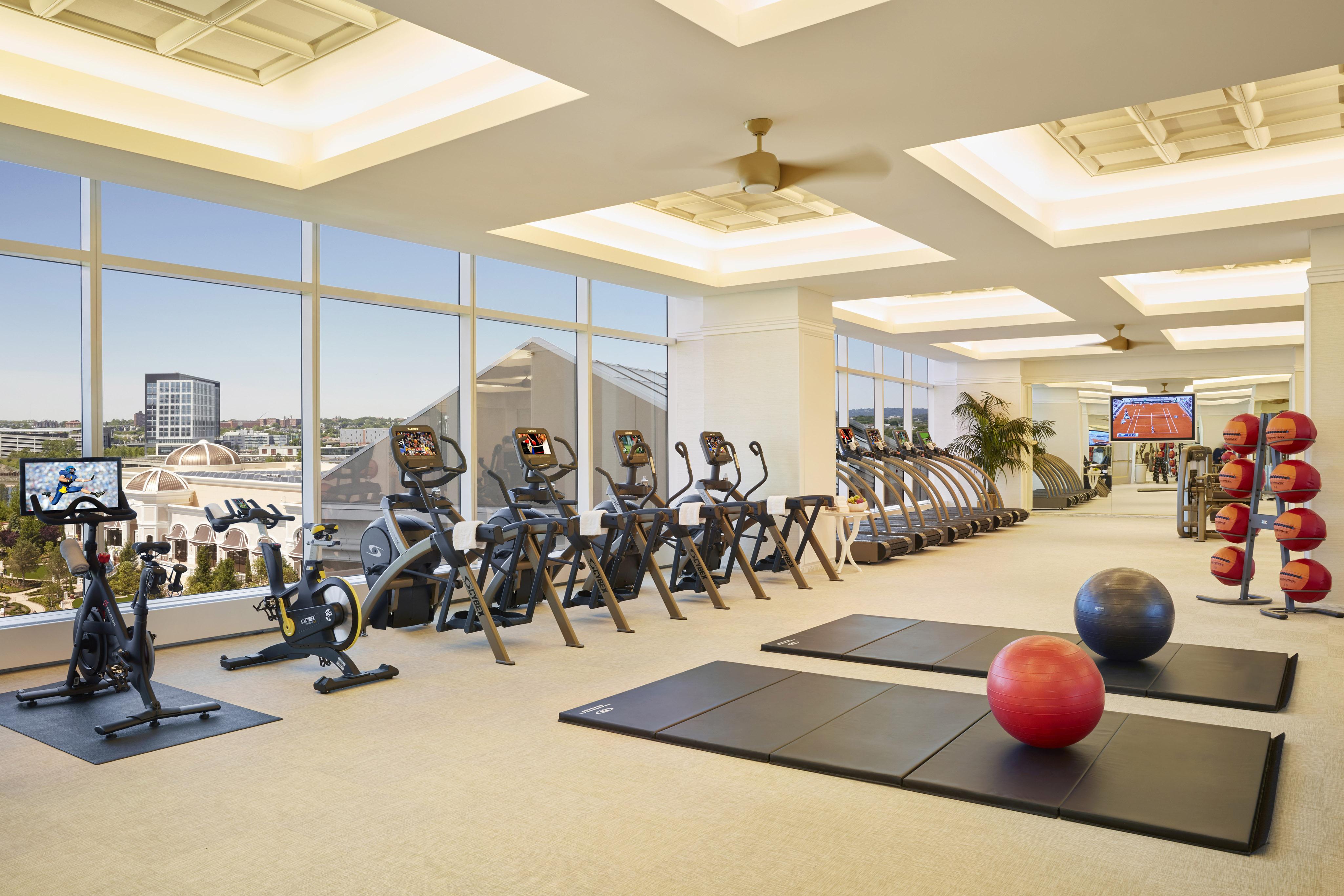 Encore Boston Harbor Everett Экстерьер фото The gym at The Ritz-Carlton, Downtown, Los Angeles