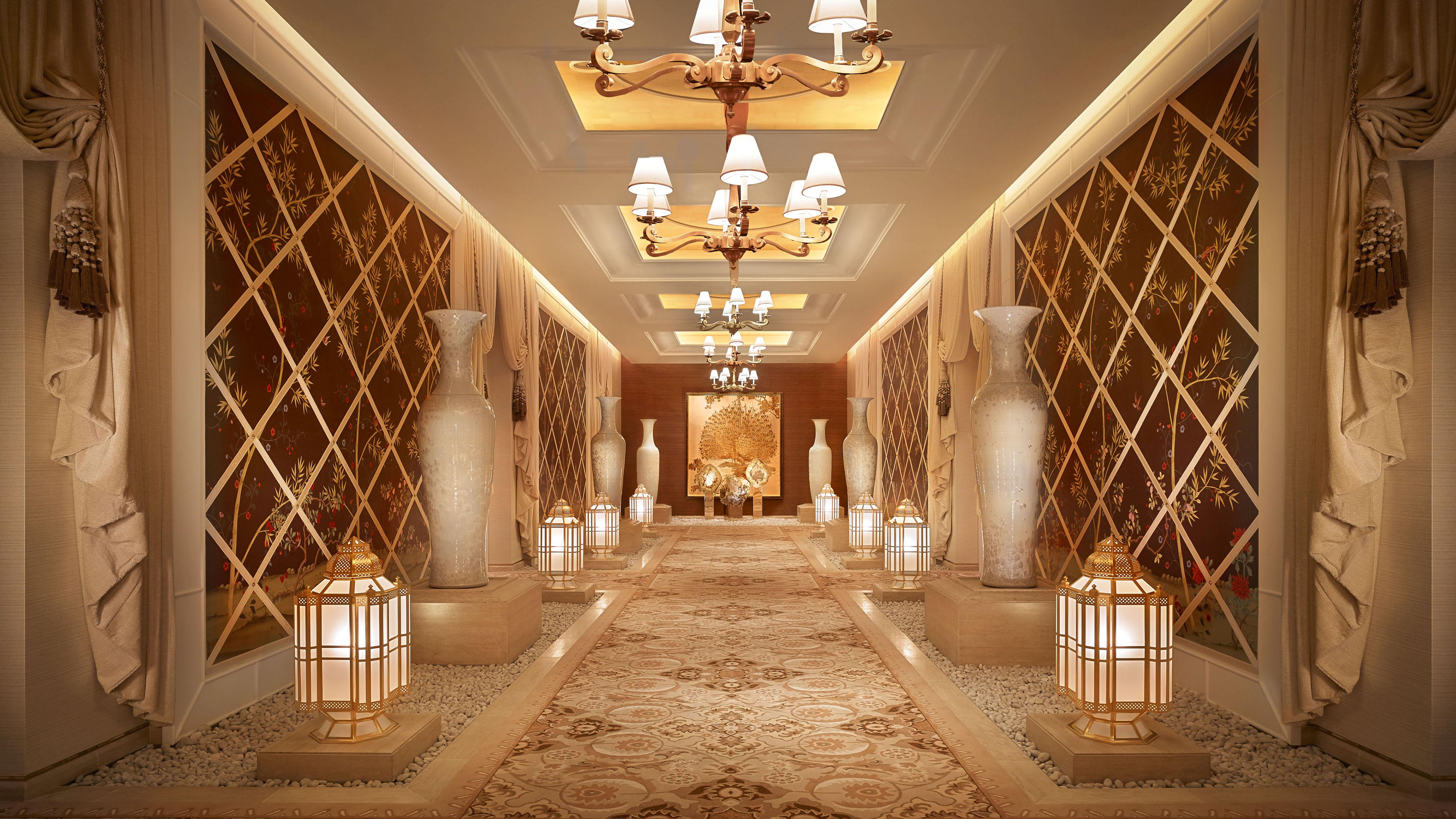 Encore Boston Harbor Everett Экстерьер фото The interior of the hotel